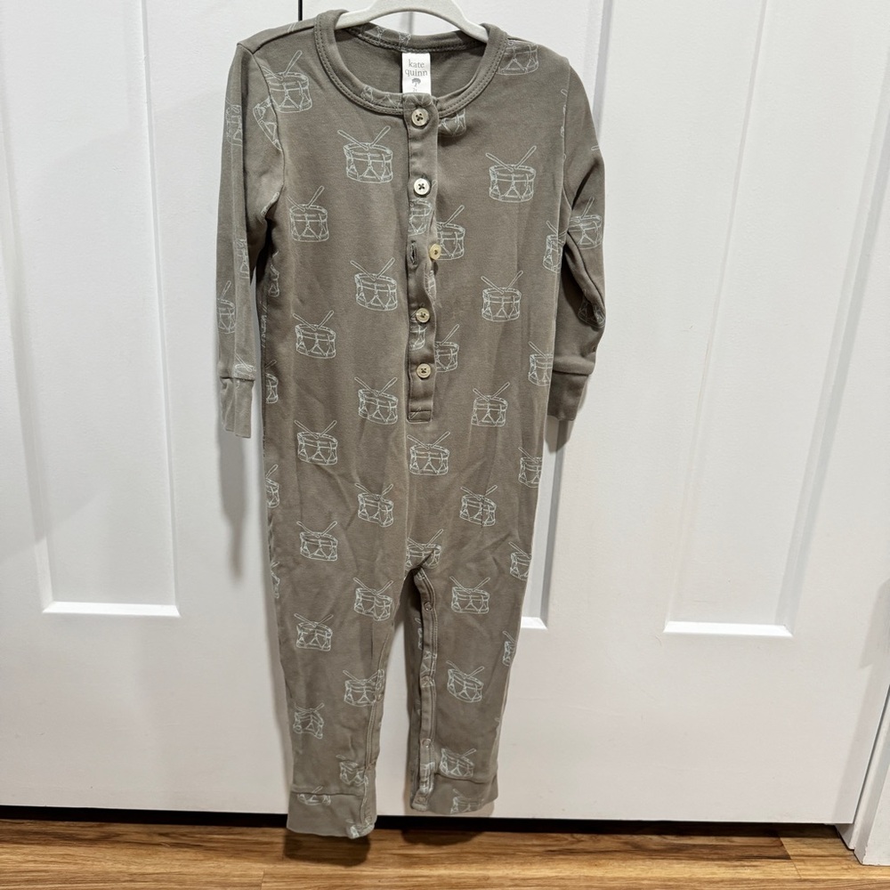 Kate Quinn 2T one piece little drummer snap bottom cotton